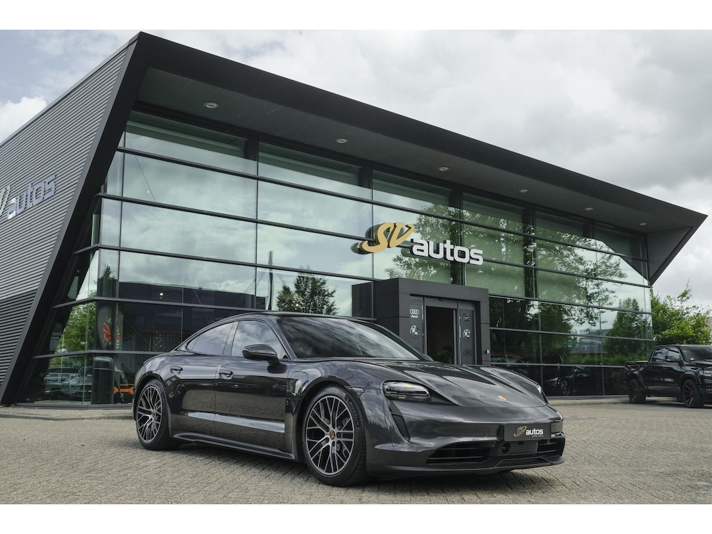 Porsche Taycan Performance Plus 476pk 93,4 kWh Panoramadak *BTW* *SOH 89%* Luchtvering Bose Comfortstoelen NLauto 1e Eigenaar