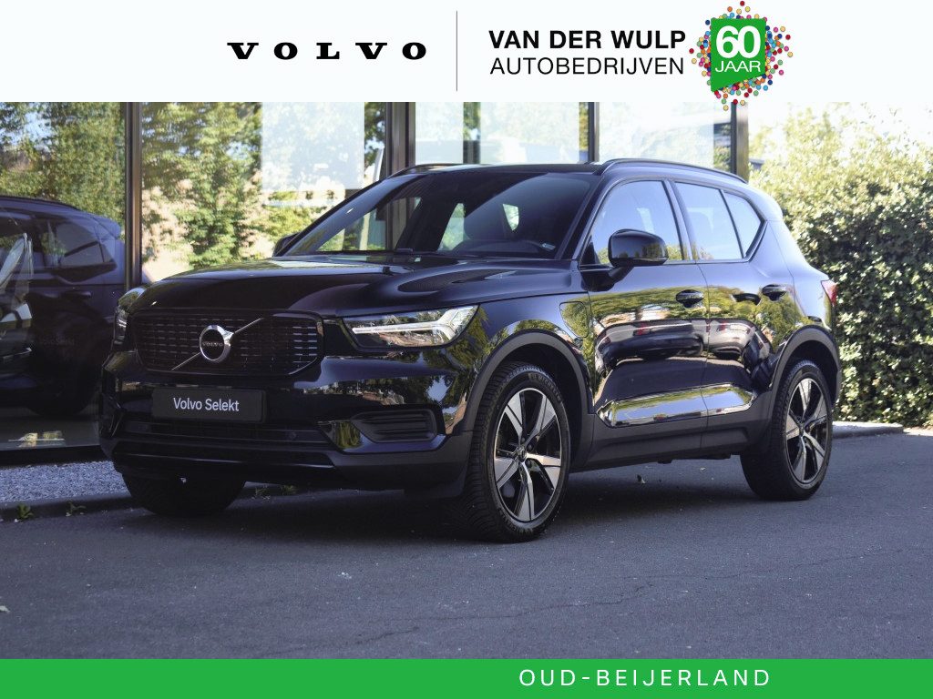 Volvo XC40 T4 211pk [Plug-In] R-Design | Driver Assist | Climate | Park Assist