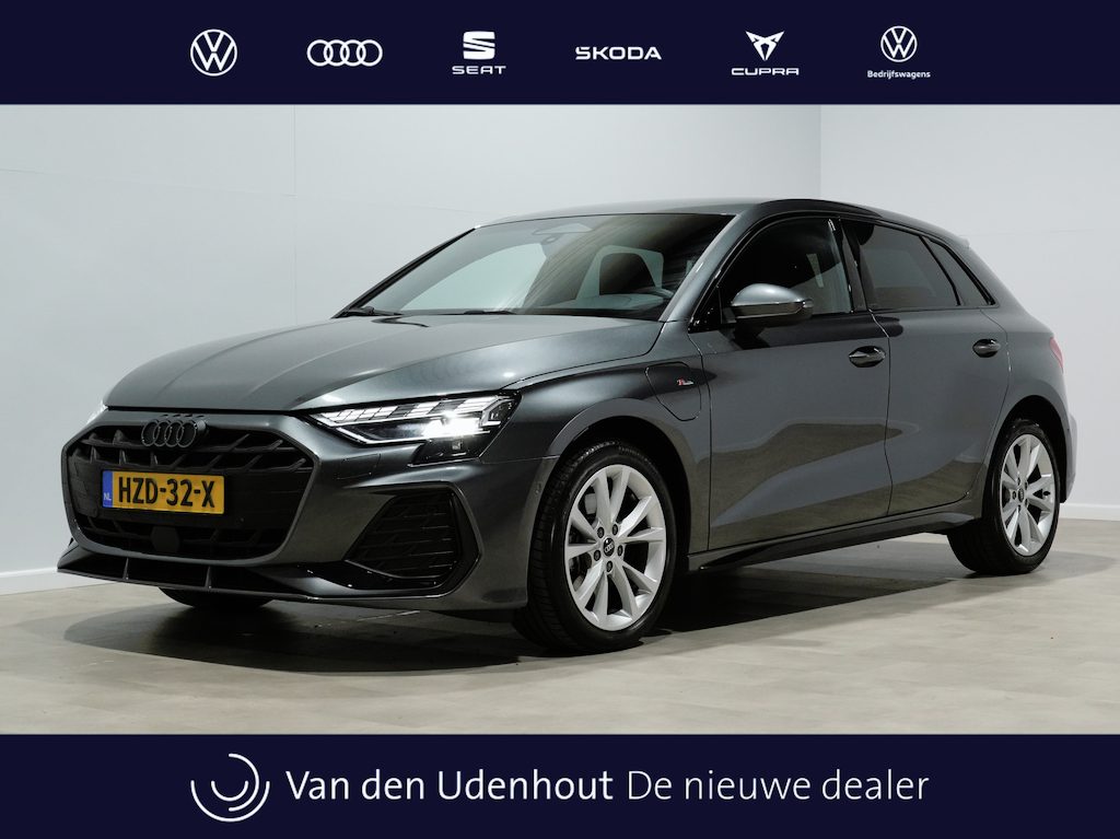 Audi A3 Sportback 40 TFSI e PHEV S edition SOH 100% , Camera, Navigatie, Carplay, Inparkeerhulp 32