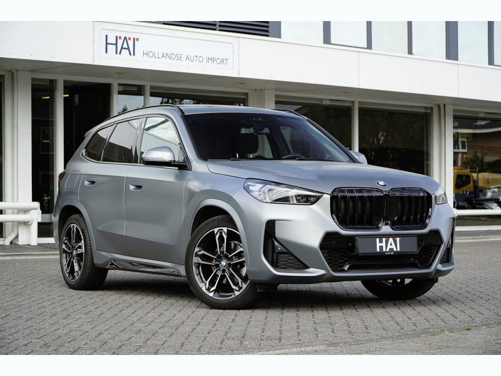 BMW X1 sDrive18i M-Sport I Pano I Head-Up I 19 Inch I