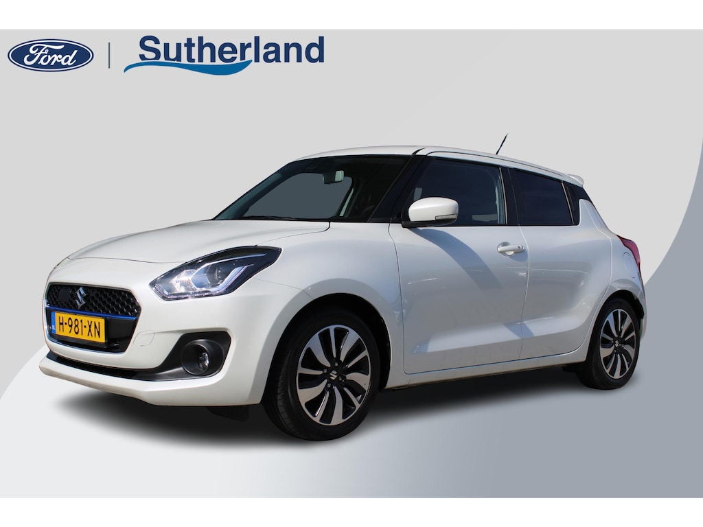 Suzuki Swift 1.2 Stijl Smart Hybrid | Trekhaak | Adaptive Cruise Control | Stoelverwarming | Climate Control | Camera | Lichtmetalen Velgen | Winterset |
