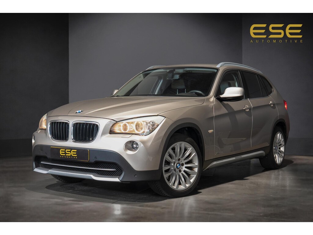 BMW X1 xDrive20i Business | Navigatie | Pano | Cruise | Airco