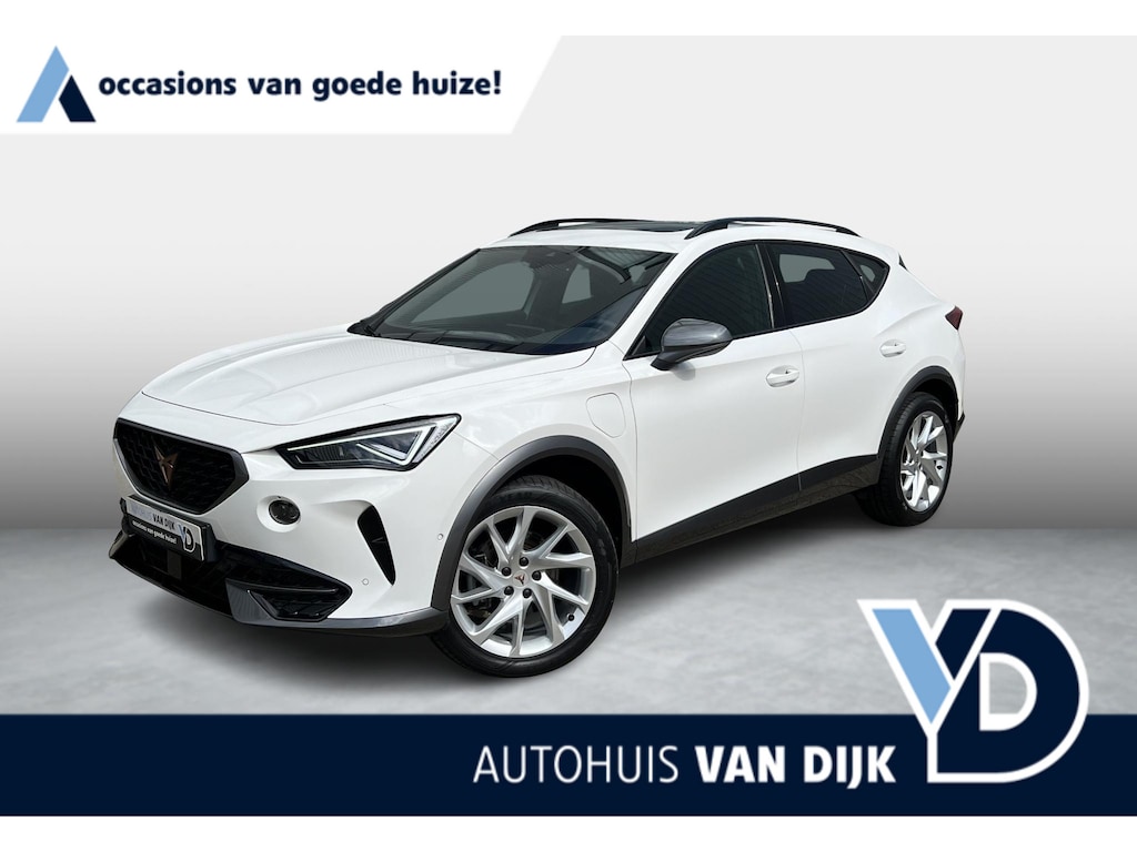 CUPRA Formentor 1.4 TSI e-Hybrid | Pano-dak/Carplay/stoel- en Stuurverw./Copper Accenten