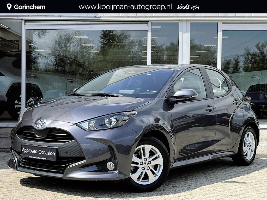 Toyota Yaris 1.5 Hybrid Active PLUS l Stoelverwarming | Stuurverwarming | Parkeersensoren