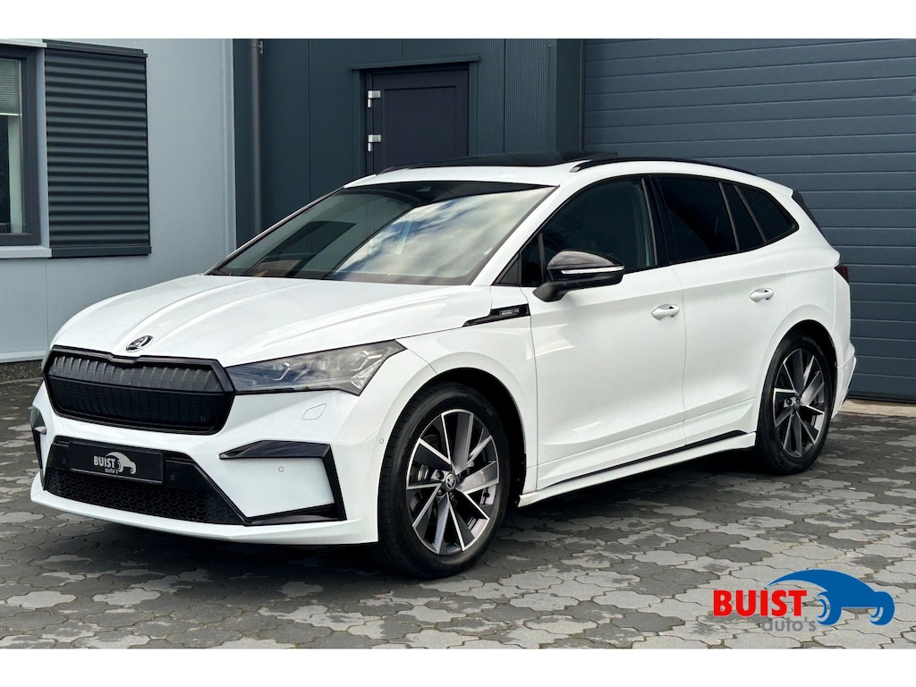 Skoda Enyaq iV 60 Sportline PANO LED KEYLESS 20"