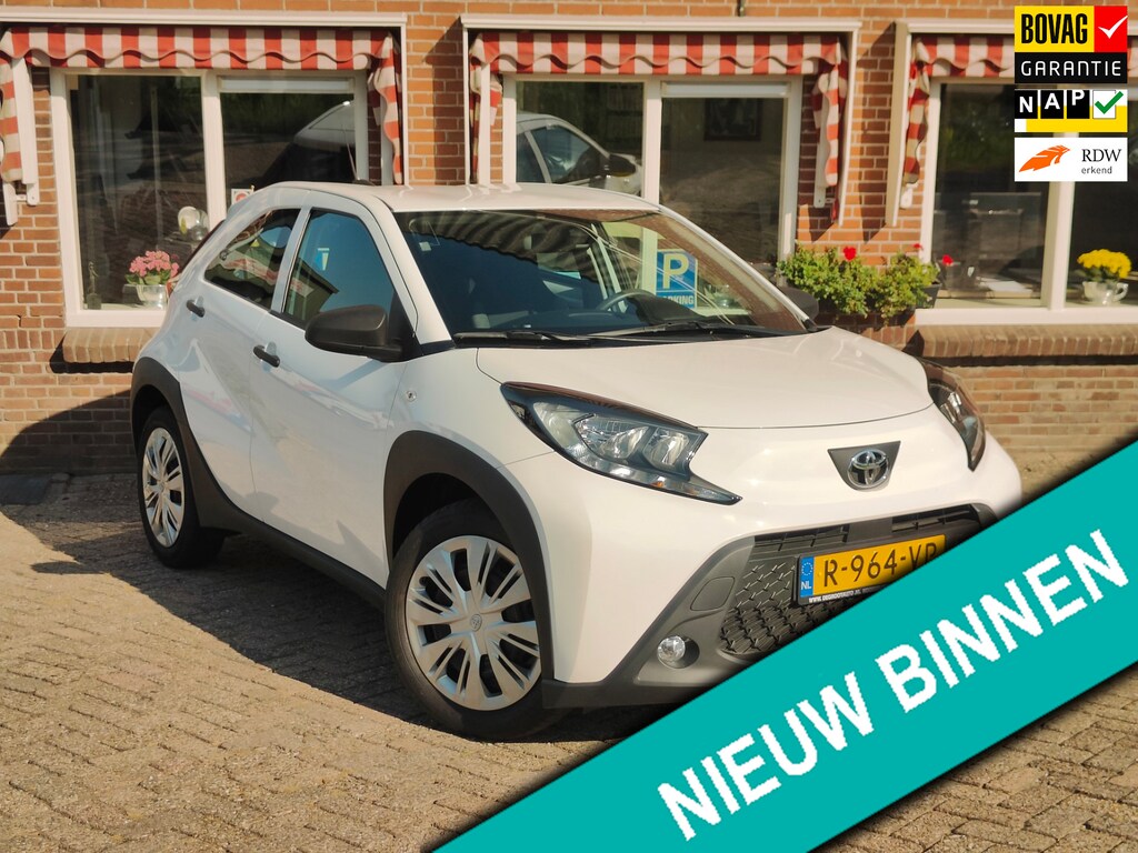 Toyota Aygo X 1.0 VVT-i MT Airco Cruise Carplay - RIJKLAAR -
