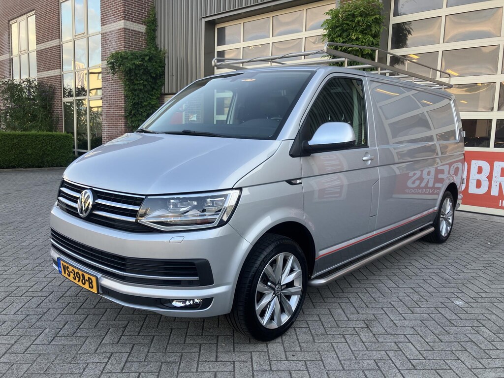 Volkswagen Transporter 2.0 TDI L2H1 | Automaat | Leder | Schuif-kantel dak | LED | 1e Eigenaar | Goed onderhouden |