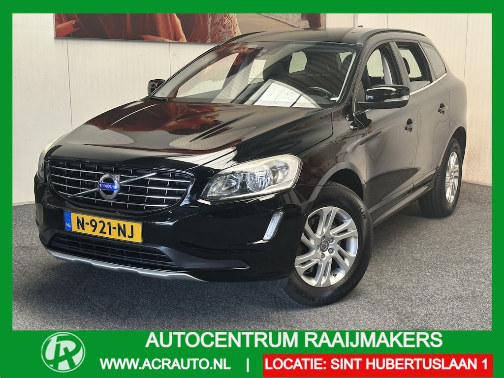 Volvo XC60 2.4 D4 AWD MOMENTUM AUTOMAAT NAVIGATIE CRUISE CONTROL CLIMATE CONTROL BLUETOOTH TELEFOON MEDIA VOORBEREIDING 17" LICHTMETALEN VELGEN AFNEEMBARE TREKHAAK ZEER MOOI !!
