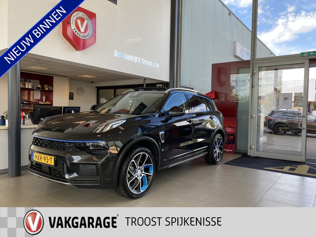 Lynk & Co 01 1.5,Automaat,Panoramadak,360 graden Camera,Keyless,Lane assist,Adaptive Cruise Control,Apple Carplay,Climate Control,Stoelverwarming,Dodehoek detectie,Elektrisch sluitende achterklep,Elektrisch verstelbare stoel met Geheugen,20 Inch Lmv