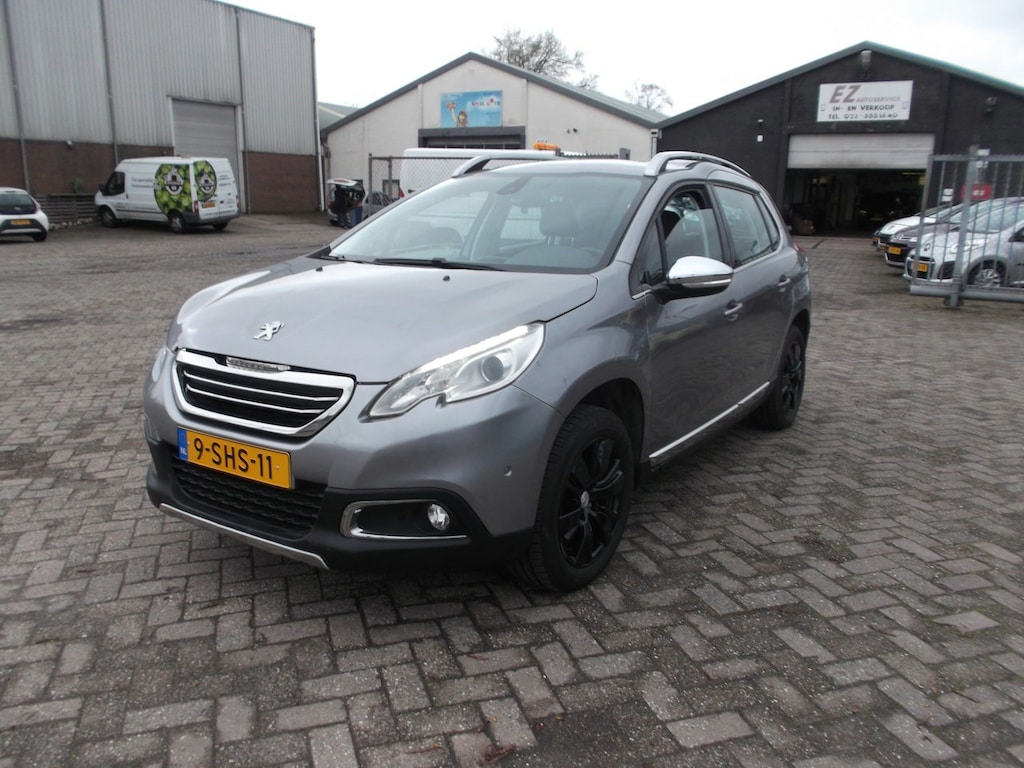 Peugeot 2008 1.2 VTi Allure Pack Premium Plus