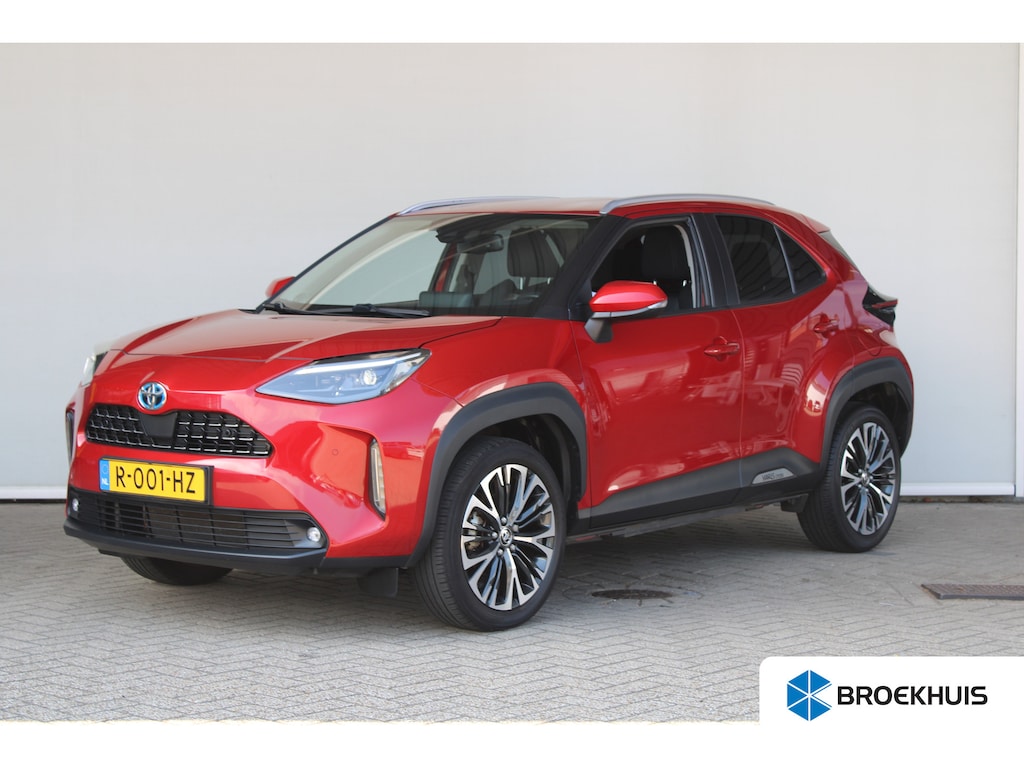 Toyota Yaris Cross 1.5 Hybrid Executive | Navigatie | Camera | head-up display | Adaptive cruise control | Keyless |