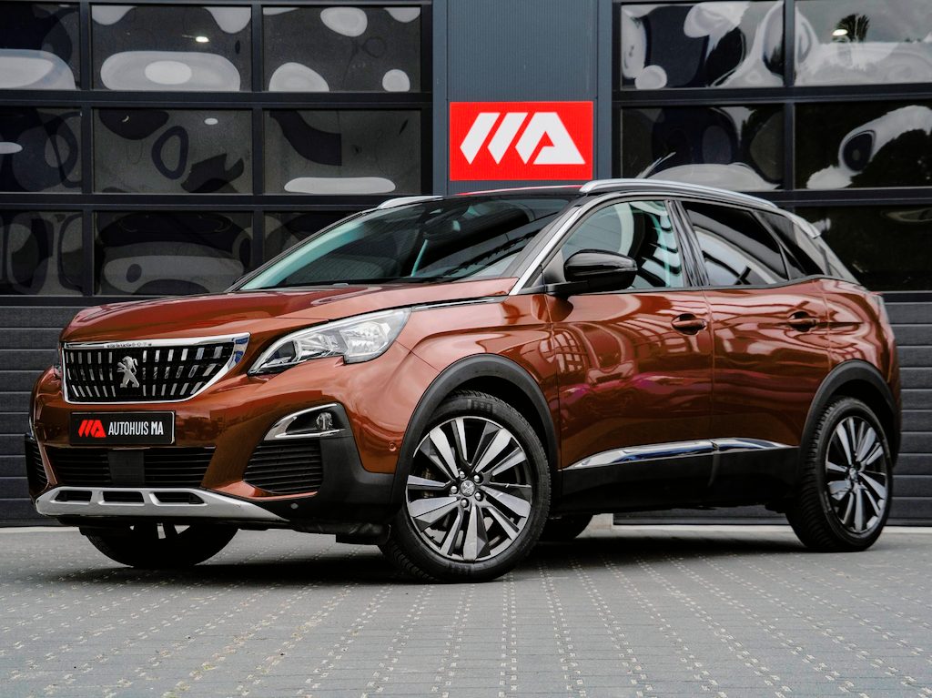 Peugeot 3008 1.2 PureTech Première | LEDER | TREKHAAK | NAP | ELEK KOFFERBAK