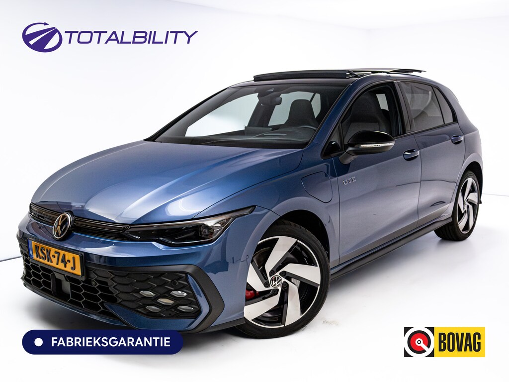 Volkswagen Golf 1.5 eHybrid GTE 272PK | Pano | Leer | Stoelkoeling | Stoel-Stuurverwarming | Elec. trekhaak | Travel assist | IQ-Drive | IQ-Led | Black-style | Memorystoel | Adaptive Cruise | Head-Up | Keyless | Sfeerverlichting | DCC |