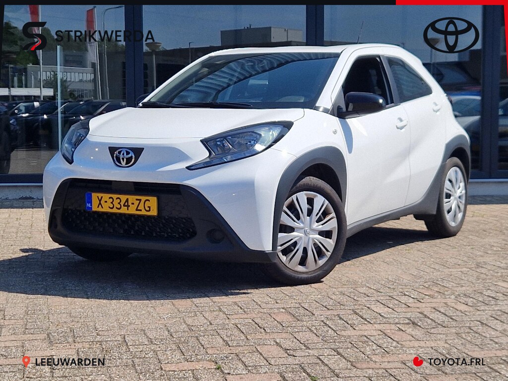 Toyota Aygo X 1.0 VVT-i MT Play