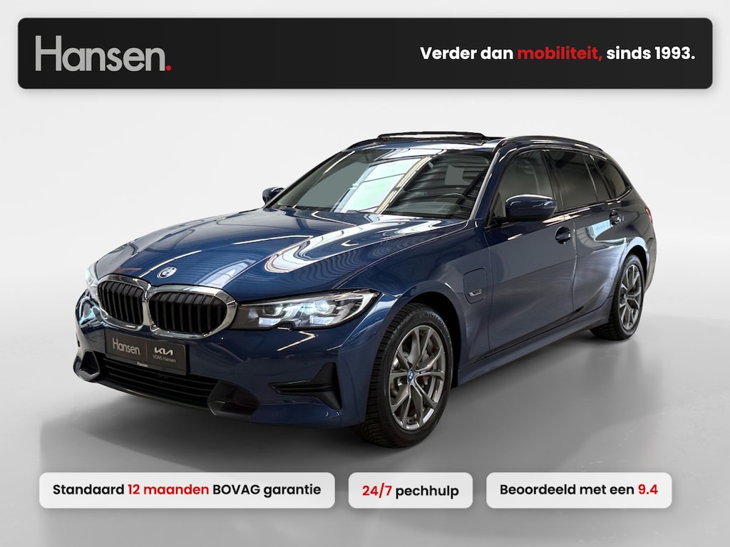 BMW 3-Serie Touring 330e I Sport Line I Panoramadak I Leder I Cruise I CarPlay I Camera I Elek. achterklep I