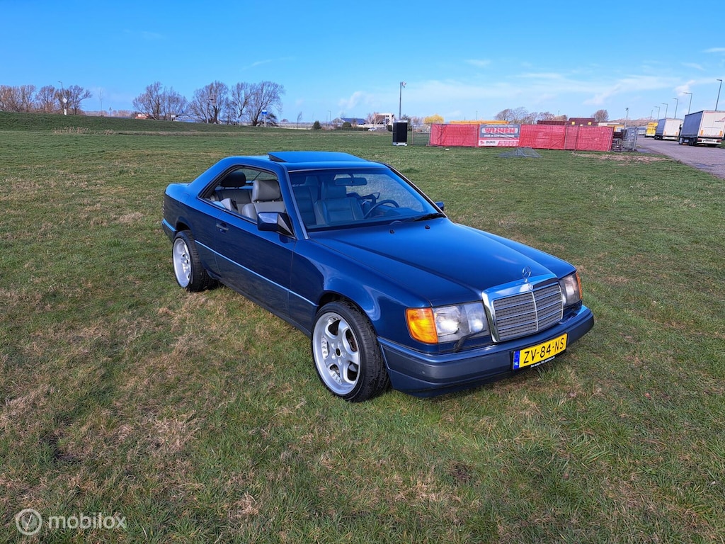 Mercedes-Benz 200-Serie 200-500 230 CE