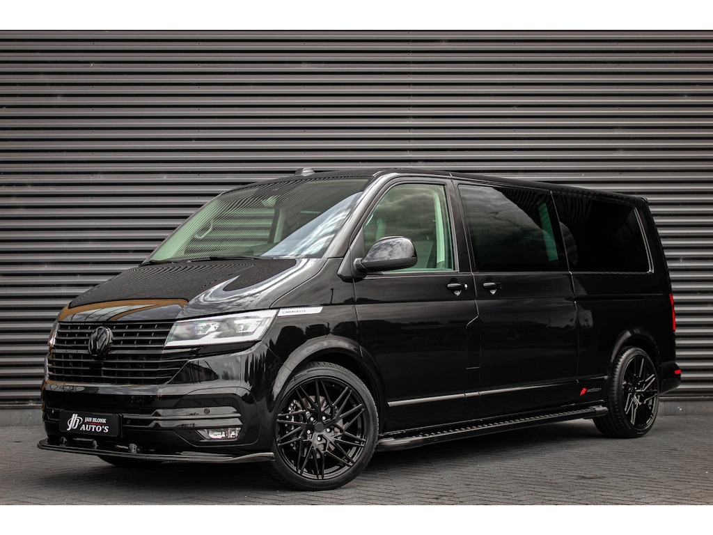 Volkswagen Transporter 2.0 TDI L2H1 CARAVELLE 204PK DC DUBBEL CABINE / ELEK.SCHUIF / FULL OPTIONS / LEDER / FULL BLACK / APPLE CAR