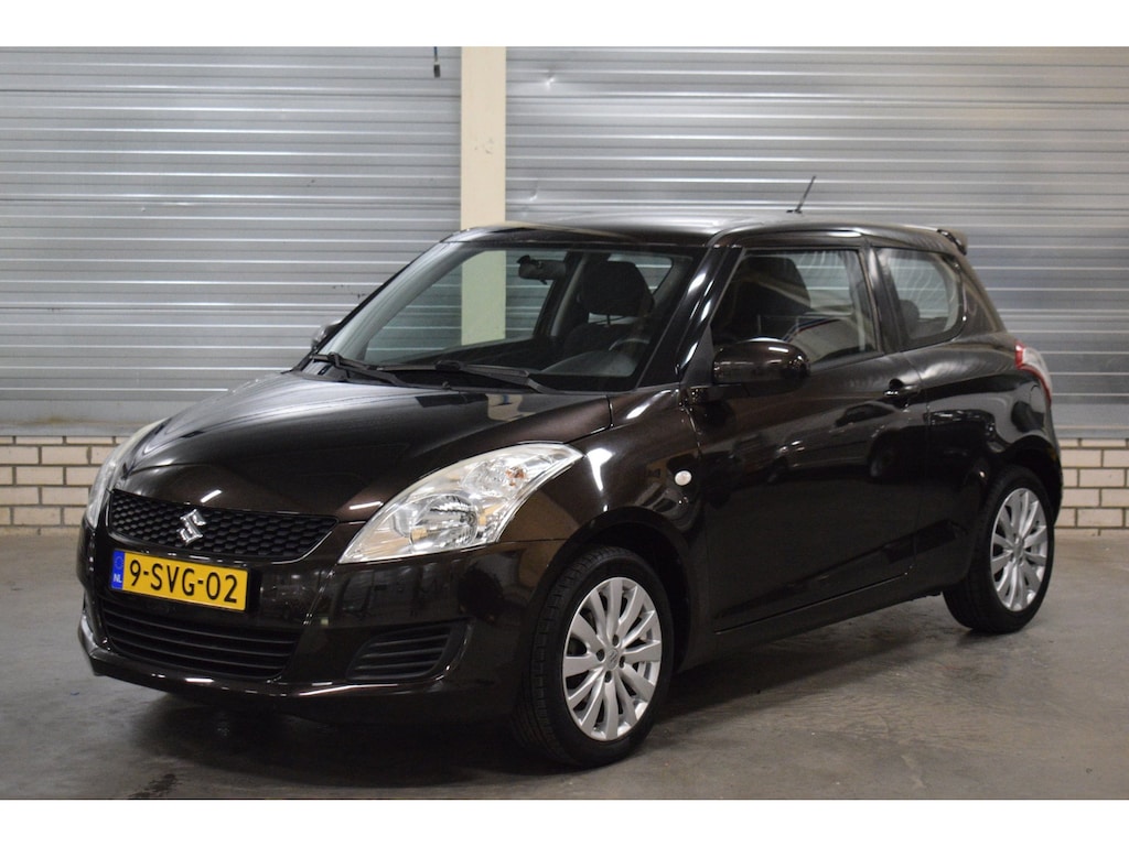 Suzuki Swift 1.2 Bandit EASSS + Airco|Stoelverwarming|Cruise Control|Trekhaak|