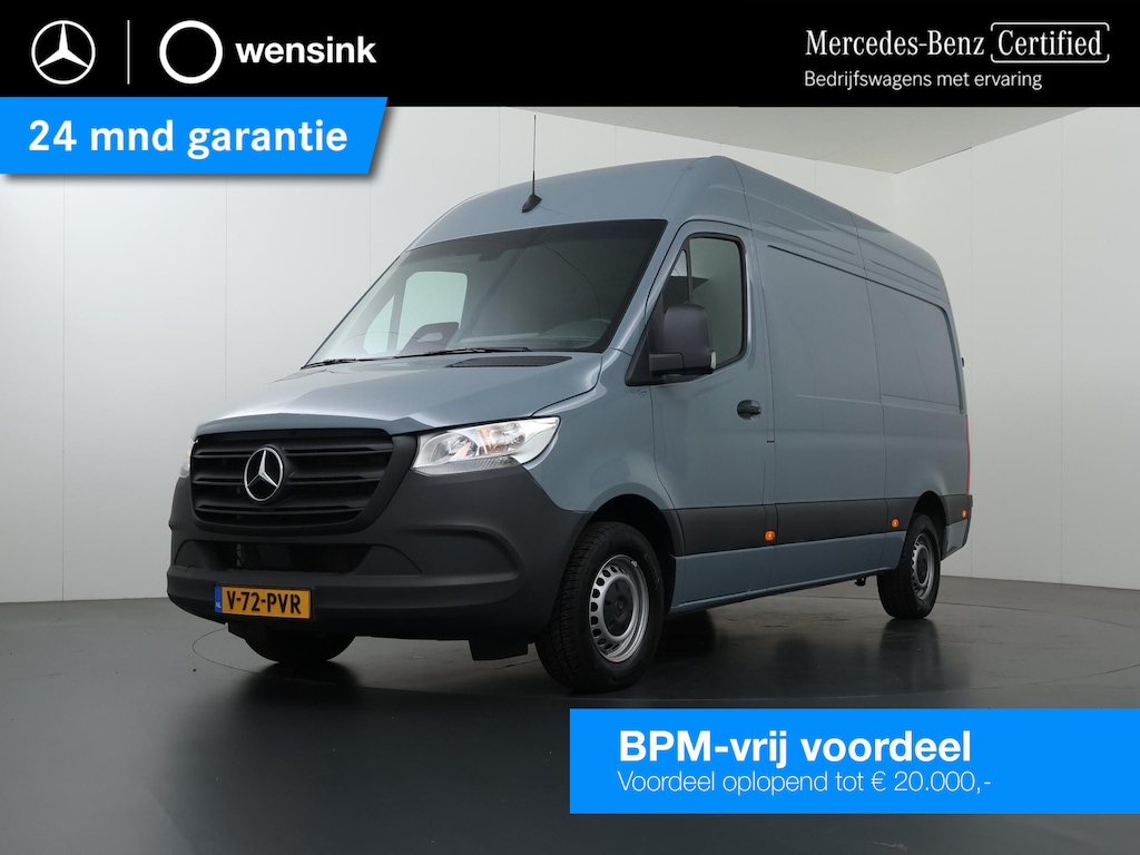 Mercedes-Benz Sprinter 317 CDI L2 H2 Pro | 3.500kg Trekgewicht | 3 zits | Leder | Achteruitrijcamera | Vloer en Wand | Stoelverwarming |