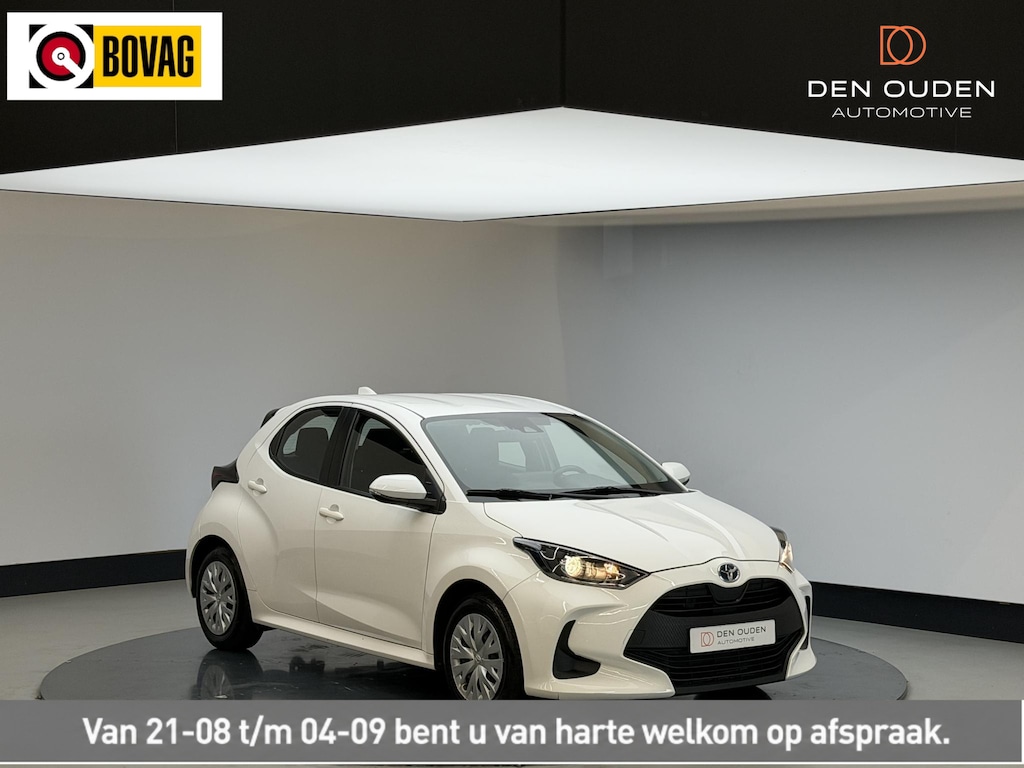 Toyota Yaris 1.5 Hybrid Active | Trekhaak | Cam achter | All weatherbanden | NL auto