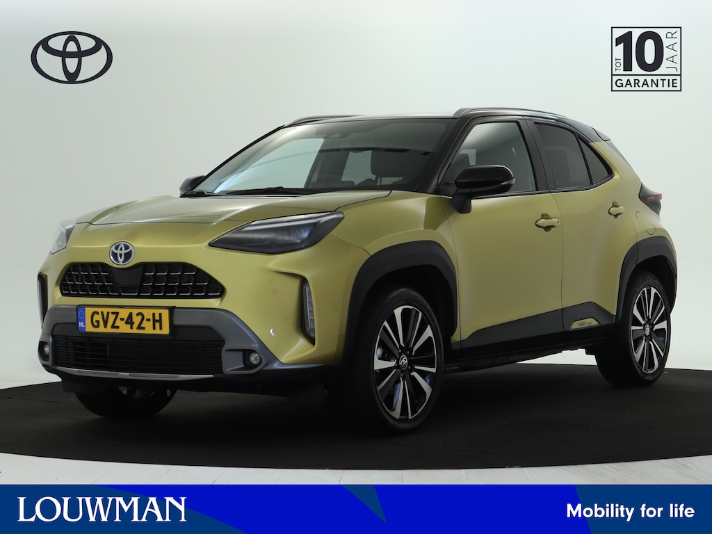 Toyota Yaris Cross 1.5 Hybrid Launch Edition AWD | Panoramadak | Trekhaak afneembaar | JBL | Head-Up Display | Dodehoek detectie | Lederen bekleding | Stoelverwarming | Elektrische achterklep |