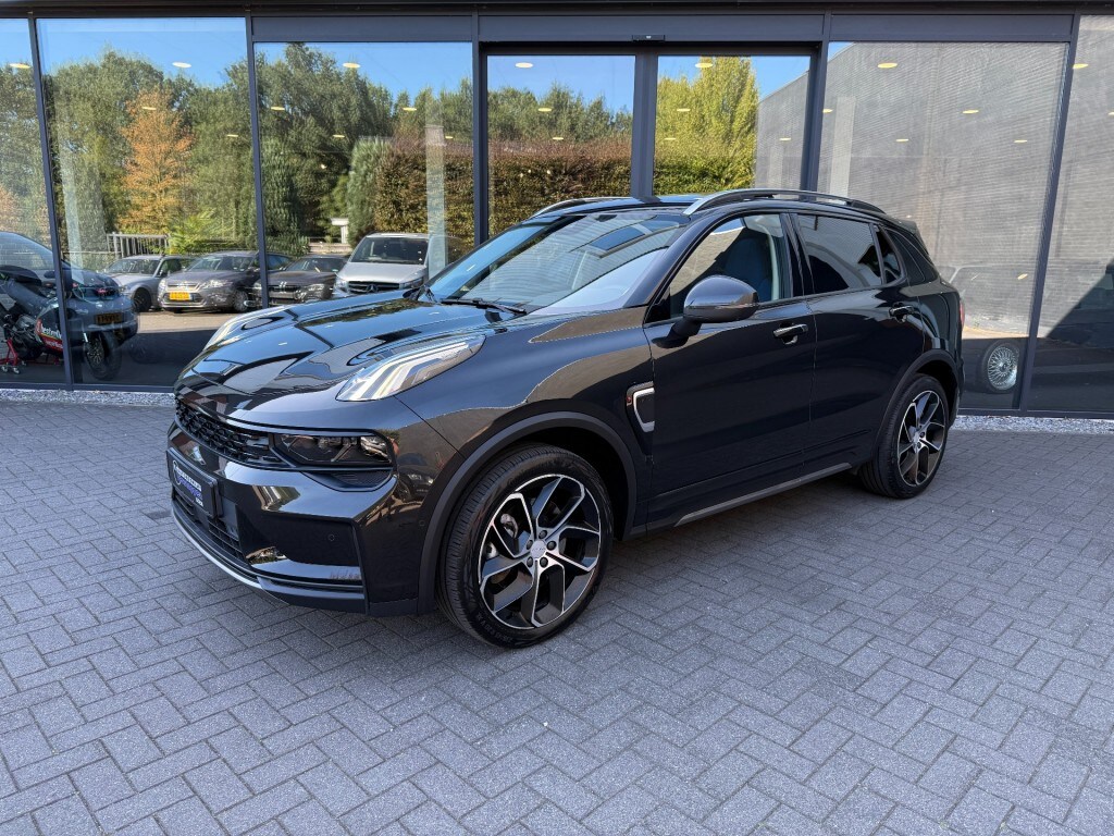 Lynk & Co 01 1.5 261pk PHEV,Pano,Carplay,Cam360,BLIS,Memory,Lane Ass.,Stoelverw,LED,Infinity HiFi