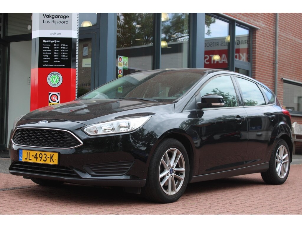 Ford Focus 1.0 Hatchback *Trend* | Navigatie | A/C | Cruise-Control | PDC |