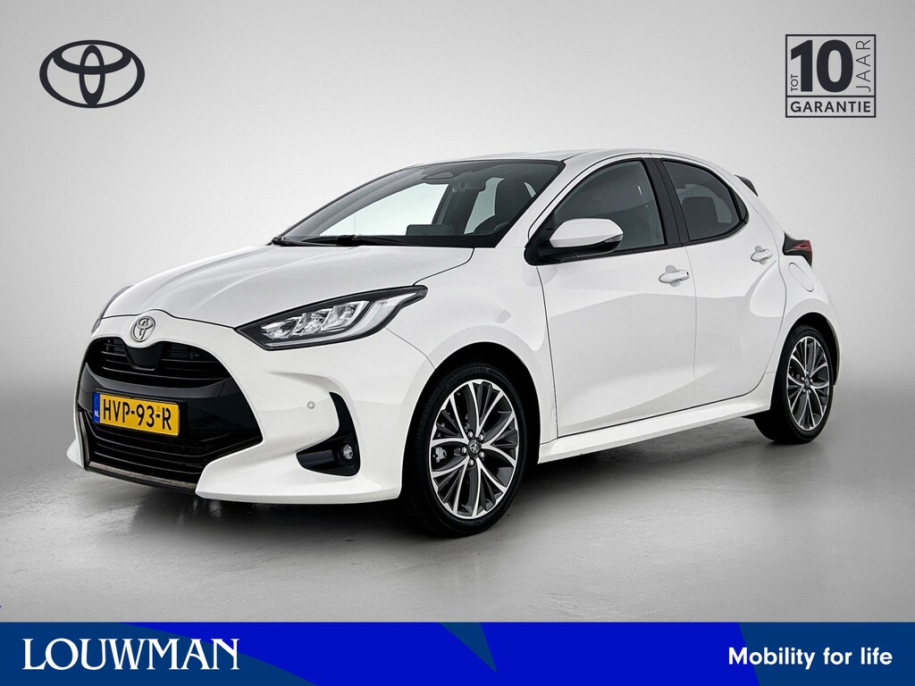 Toyota Yaris 1.5 Hybrid 130 Executive | Parkeersensoren V+A | Blindspot | Stuur-Stoelverwarming |