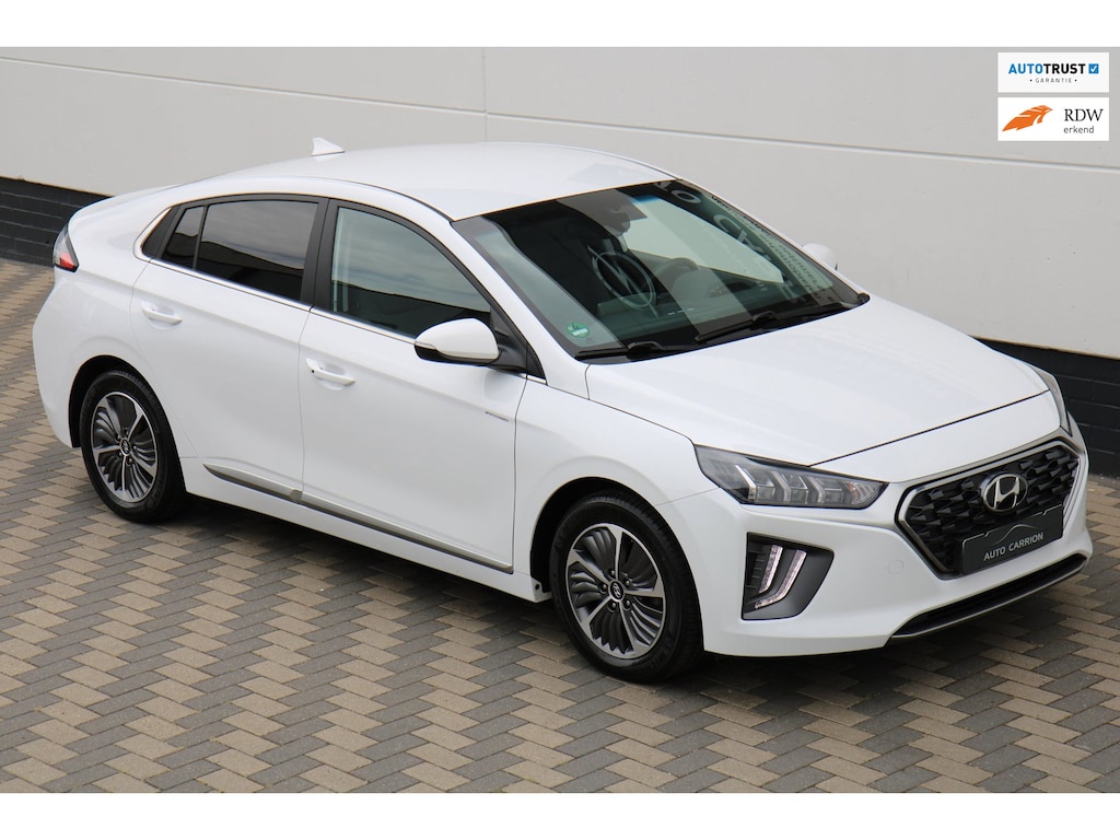 Hyundai Ioniq 1.6 GDi PHEV Carplay Camera Dealer Ond. !!