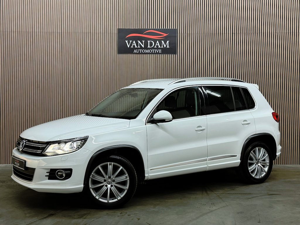 Volkswagen Tiguan 2.0 TSI R-line 4Motion 2014 DSG XENON TREKHAAK