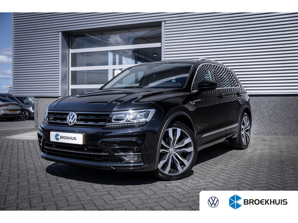 Volkswagen Tiguan 1.4 TSI ACT Highline | Chroom delen exterieur | Elektrisch glazen panorama-dak | Lichtmetalen velgen 20"
