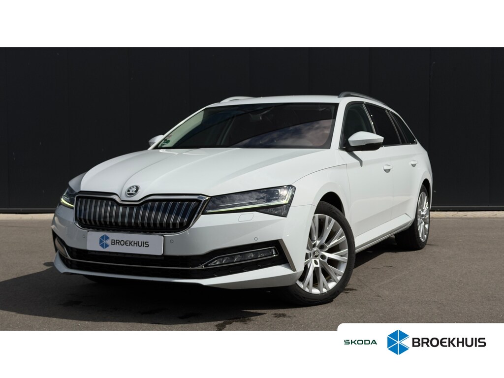 Skoda Superb Combi 1.4 TSI 218pk iV Business Edition Plus | Trekhaak | Carplay | Cruise | Keyless | Elektrisch Verstelbare Bestuurderstoel |