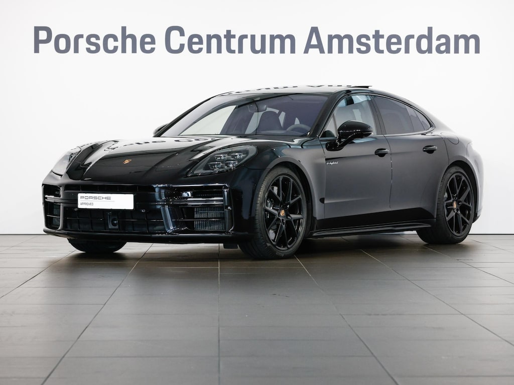 Porsche Panamera 4S