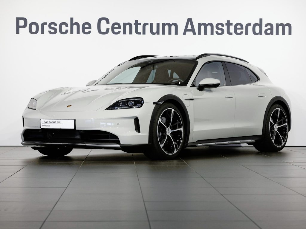 Porsche Taycan Cross Turismo 4