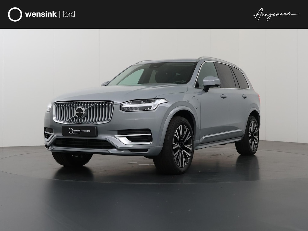 Volvo XC90 2.0 T8 Recharge AWD Core Bright | Achteruitrijcamera | Apple CarPlay/Android Auto | Comfortstoelen | Adaptieve Cruise Control | Draadloze telefoonlader | Ele. achterklep | Navigatie | Sfeerverlichting | Stuur en stoelverwarming | 7-Zitplaatsen | Harman/Kardon | Trekhaak |