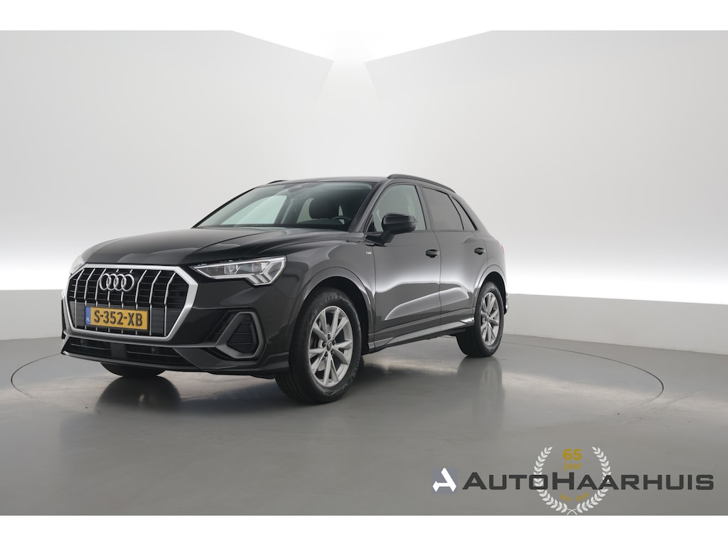 Audi Q3 35 TFSI 150PK S-Line | Rijklaar! | Dig. Cockpit | Adapt. Cruise | Stoelverw. | Camera+PDC | Nav+App. Connect | Elek. Klep | Climate | LED | 18'' | DAB | V