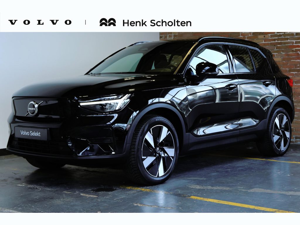 Volvo EX40 Single Motor Extended Range Plus 82 kWh 99% SOH | Trekhaak | Verwarmbare voorstoelen en stuurwiel | Premium audio by Harman Kardon | Adaptieve cruise control | Warmtepomp | Apple carplay/Android auto