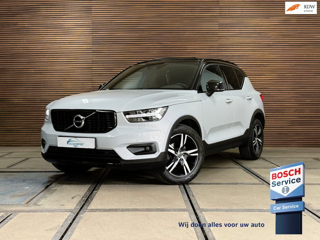 Volvo XC40 1.5 T3 R-Design | Pano | Winterpakket | Elektr voorstoelen+memory | Camera | Carplay