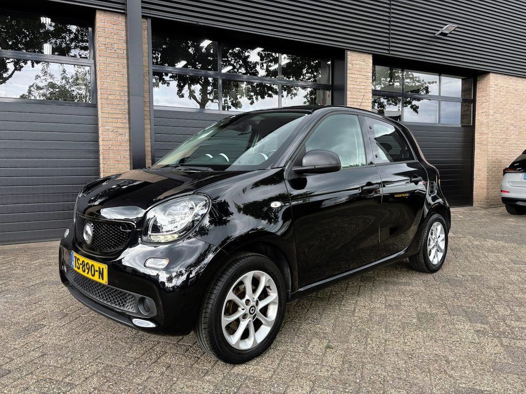 smart Forfour 1.0 Business Solution