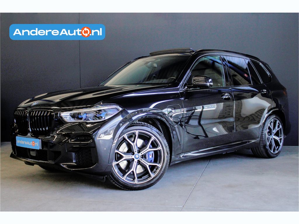 BMW X5 xDrive45e High Executive |trekhaak|meesturende as|pano|adaptive cruise|360 camera|dealer onderhouden|