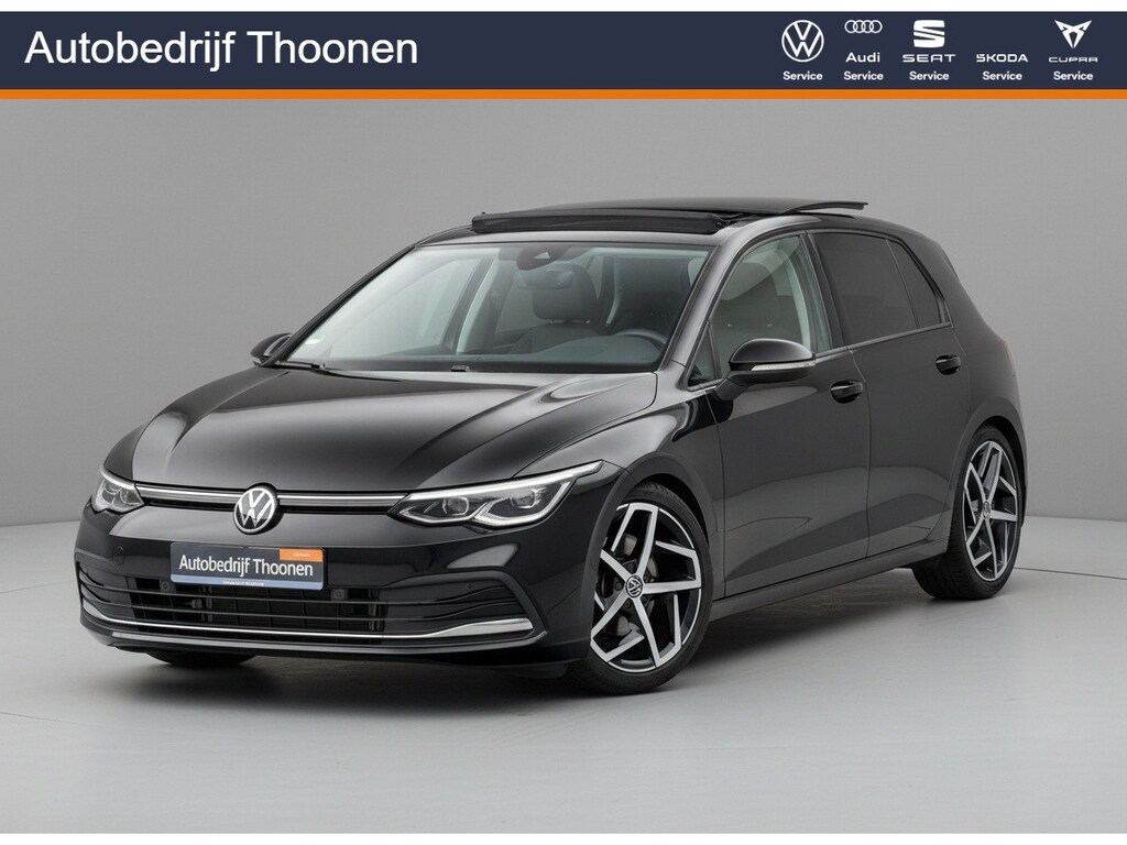 Volkswagen Golf 1.5 eTSI Style 150 pk | pano | trekhaak | 18"