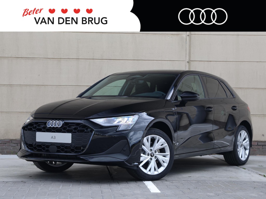 Audi A3 Sportback Pro Line 40 TFSI e 150 kW / 204 PK | Sportstoelen |Privacy glas | Assistentie parking (Adaptive cruise control en camera)