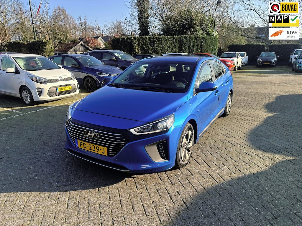 Hyundai Ioniq 1.6 GDi Comfort , hybride , navigatie , camera 47.000 km NAP