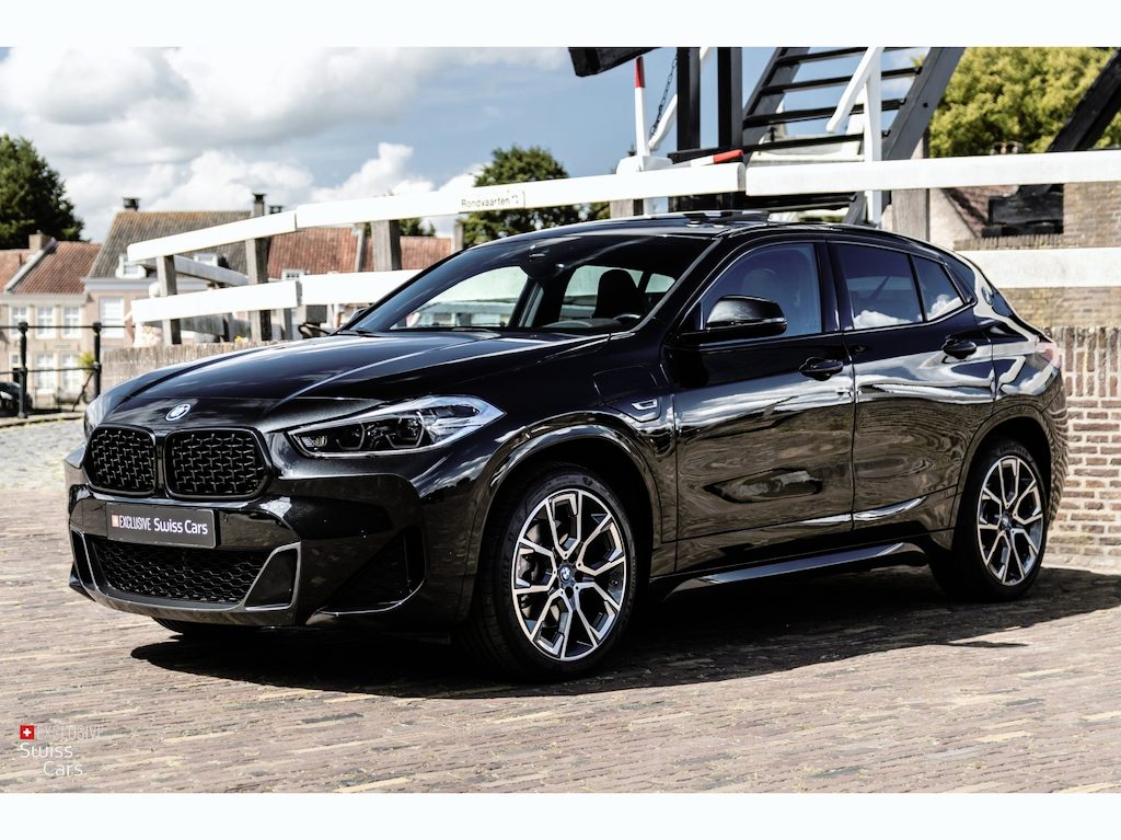 BMW X2 XDrive25e|Ed. Goldplay|M Sport|Pano|M Sport stoel|Vol leder|