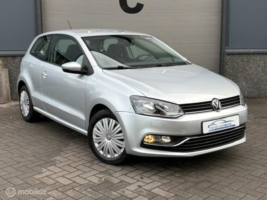 Volkswagen Polo 1.2 TSI Highline 2017 Stoelverwarming/navi