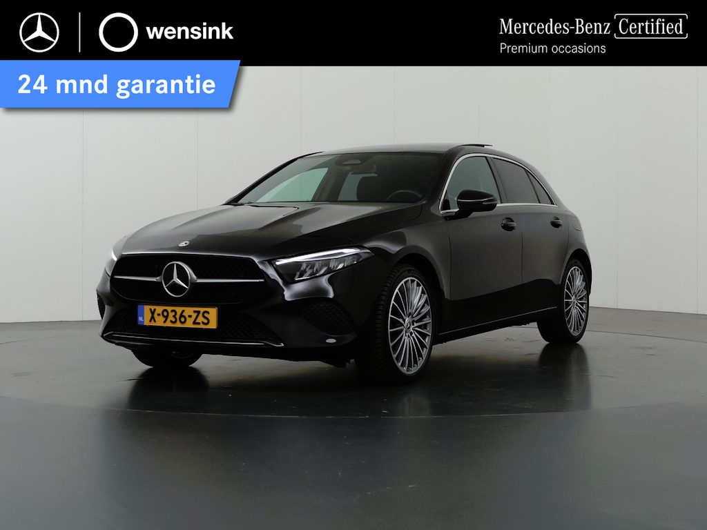 Mercedes-Benz A-klasse 250 e Business Line | Panoramadak | Getint glas | Thermotronic | Widescreen | Stoelverwarming |