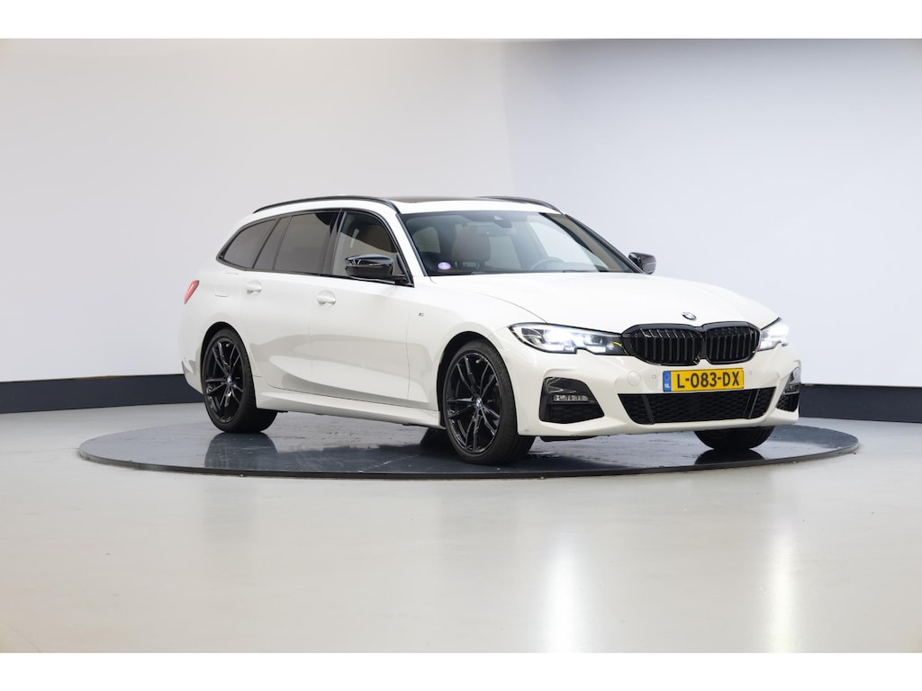 BMW 3-Serie Touring 318i High Executive | M-sport | Panoramadak |