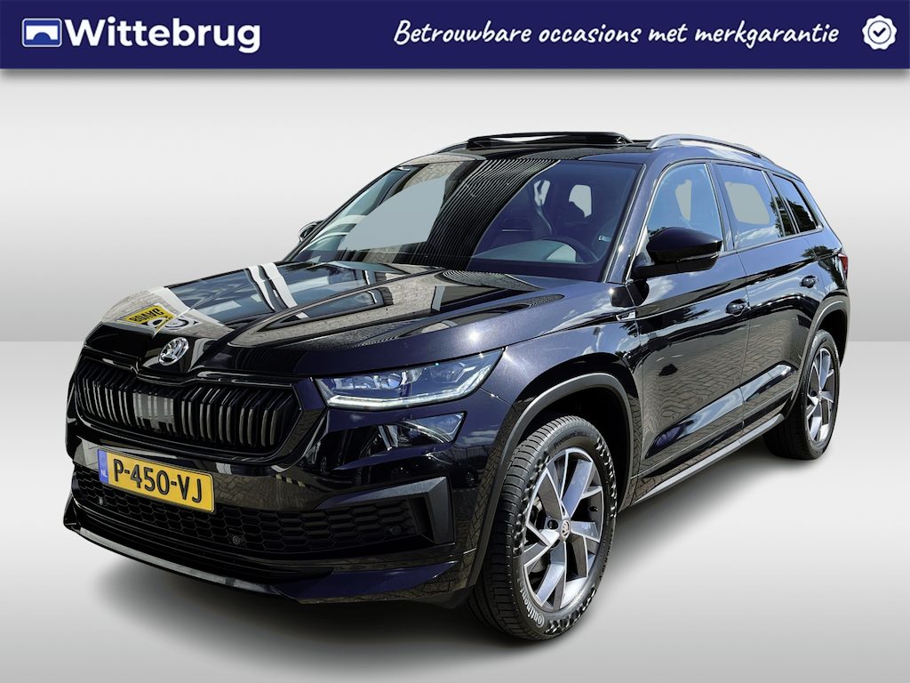 Skoda Kodiaq 1.5 TSI Sportline Business / AUTOMAAT/ PANO/ LEER/ STOELVENTILATIE/ CAMERA/ SMARTLINK/ CRUISE/ STUUR+STOELVERWARM./ MEMORY SEAT/ ELEK.ACHTERKLEP/ DIGITAL DASH/ NAVI/ DAB/ CLIMA/ LED/ 19'' LMV