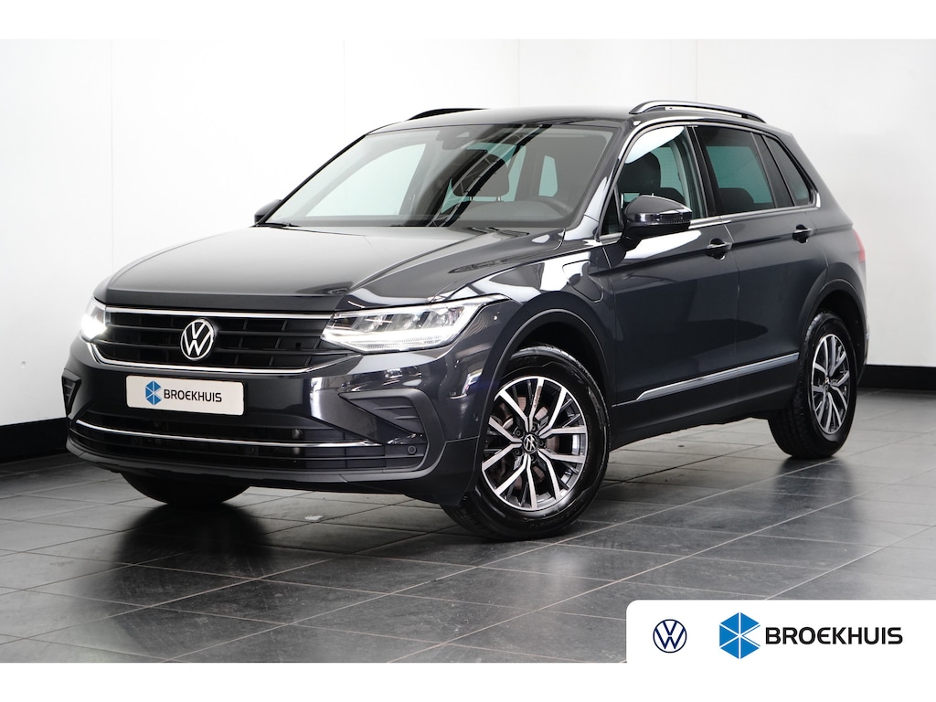Volkswagen Tiguan 1.4 TSI DSG-6 245PK Life Edition | NAVIGATIE | CAMERA | AUTO A. KLEP | STOEL + STUURVERW. | APP. CONNECT | 17 INCH