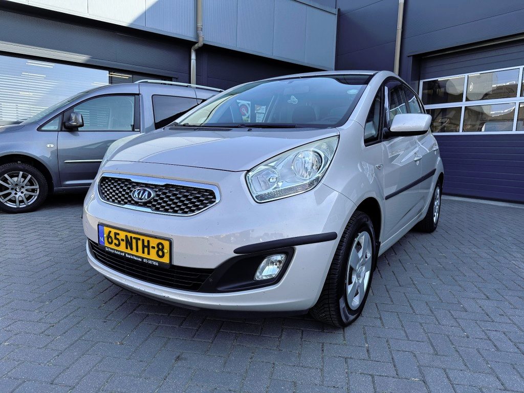Kia Venga 1.4 met airco, cruise control, PDC achter, APK 05-2027